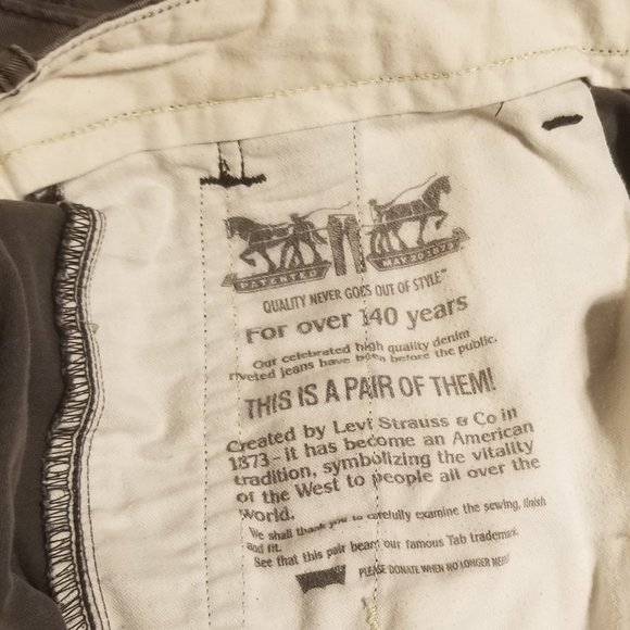 Levi size 42 men's denim shorts - Picture 5 of 7